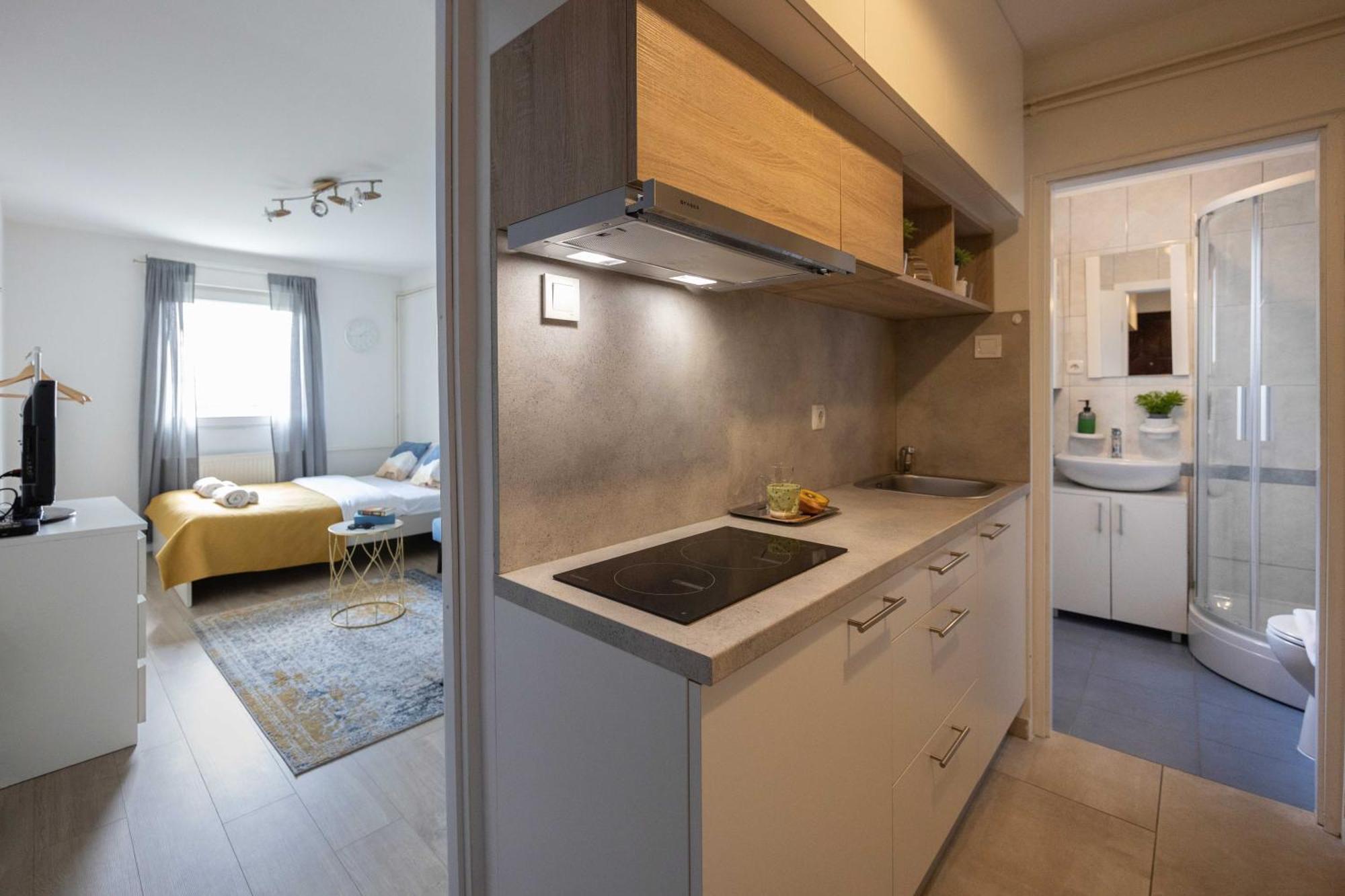 Modern Studio Near City Center ザグレブ エクステリア 写真